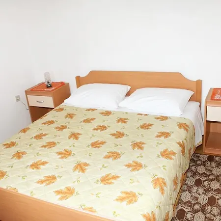 By The Sea Pag - 532